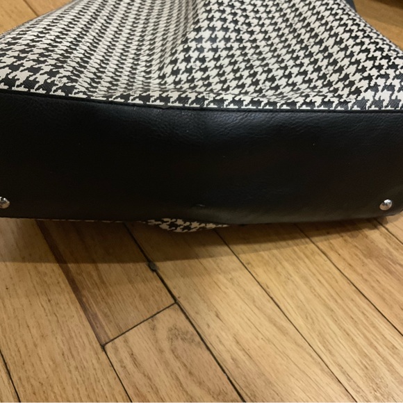 Ralph Lauren Tote - Picture 10 of 10